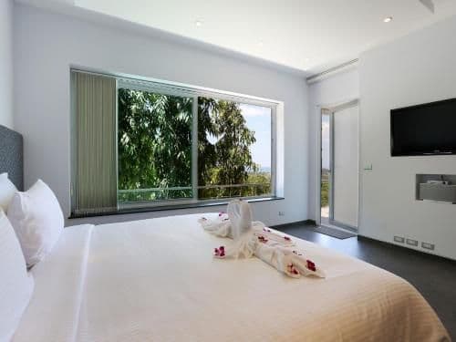 Villa with Sea View