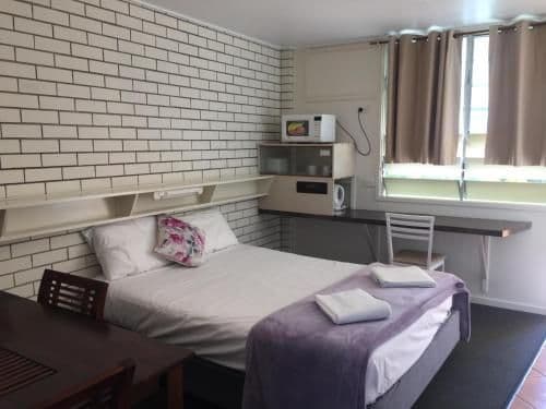 Standard Queen Room