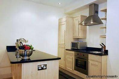 Clarendon 140 Minories
