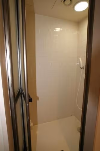Twin Room - Non-Smoking
