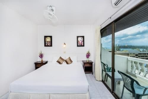 Deluxe Double Room with Pool View and Sea View