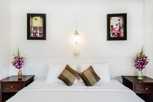 Deluxe Double Room with Pool View and Sea View