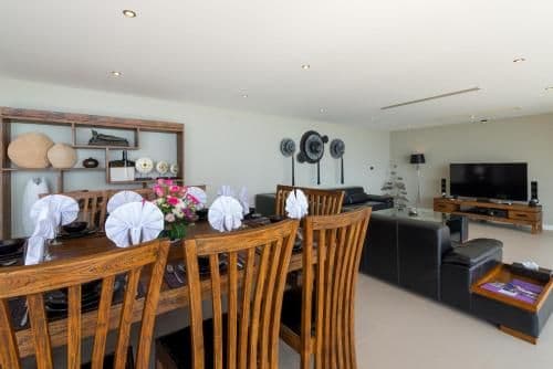 Villa Dua Five-Bedroom Villa with Private Pool