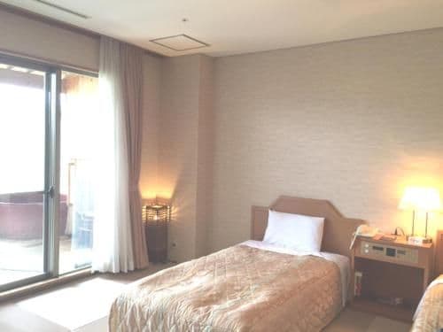Western-Style Twin Room with Private Open-Air Bath
