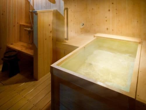 Western-Style Twin Room with Private Open-Air Bath
