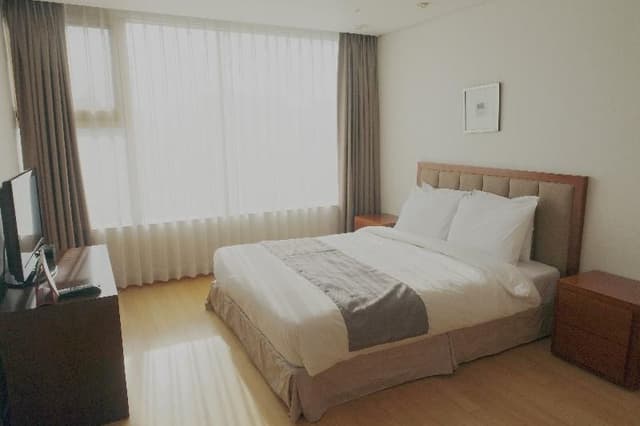 Room TWO BEDROOMS