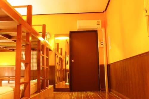 Bed in 8-Bed Mixed Dormitory Room