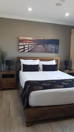 Three-Bedroom Apartment with Ocean View