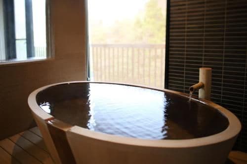 Premium Suite with Semi Open-Air Bath - Hinoki