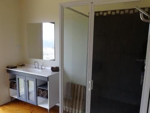 One-Bedroom Cottage - Grevillea