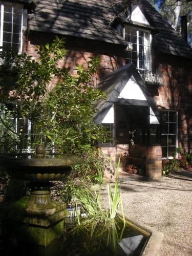 One-Bedroom Apartment - Lychgate