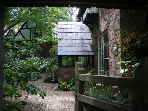 One-Bedroom Apartment - Lychgate