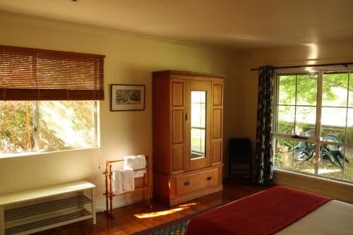 Two-Bedroom Cottage - Stonewall