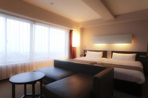 Superior Twin Room with Small Double Beds and Sea View - Smoking