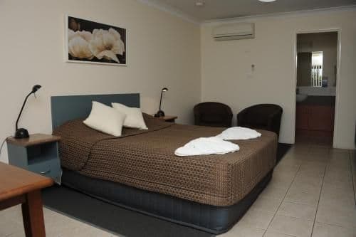 Executive Queen Room