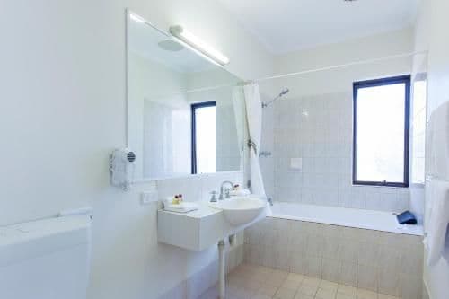 Executive Queen Room