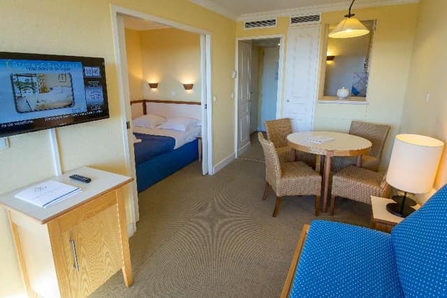 APARTMENT CAPACITY 4