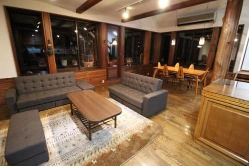 Deluxe Family Room