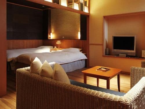 Twin Room with Standard Japanese Course Dinner - Non-Smoking (1 Adult)