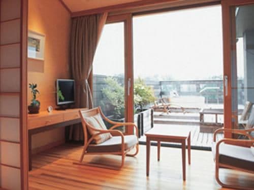 Suite with Open-Air Bath and Standard Japanese Course Dinner- Selected at Check-In