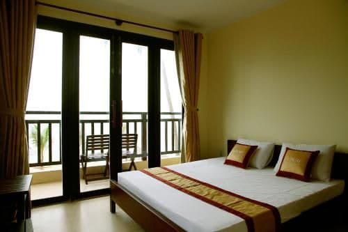 Standard Double Room with Garden View