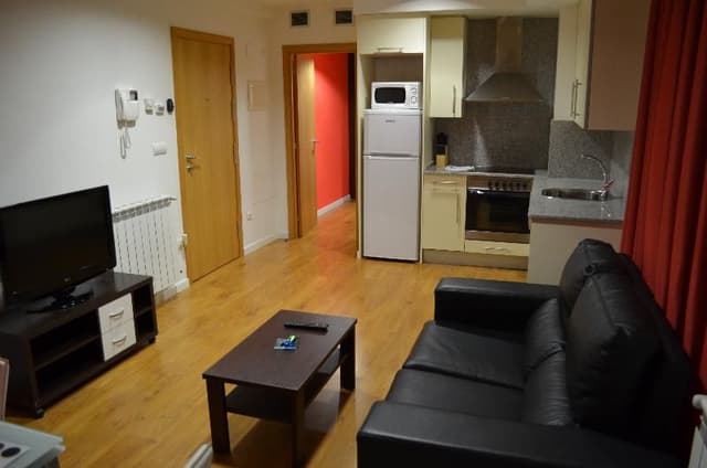 APARTMENT CAPACITY 2