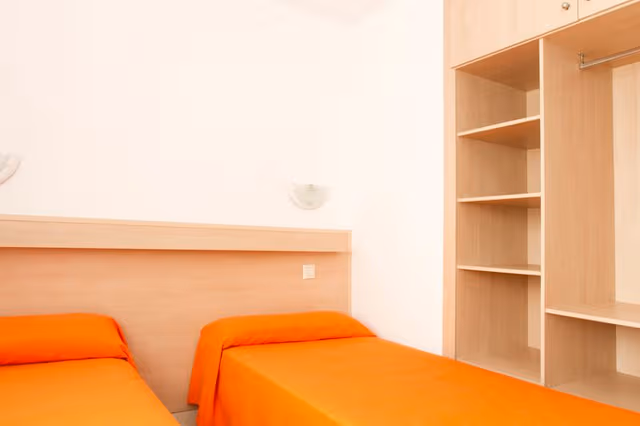 APARTMENT CAPACITY 6 TWO BEDROOMS
