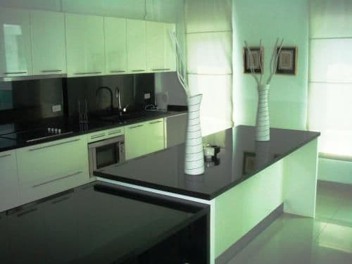 Three-Bedroom Apartment (6 Adults)