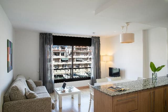 APARTMENT CAPACITY 4 ONE BEDROOM