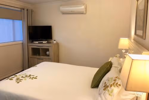 Queen Room with Garden View