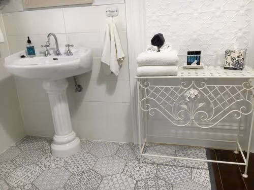 King or Twin Room - Sanctuary