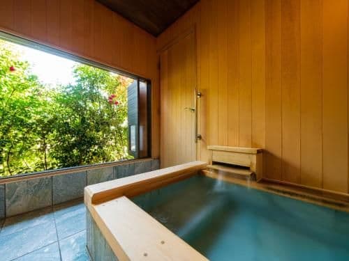 Japanese-Style House - Annex Run of House Room with Hot Spring Bath - 2 adult