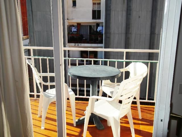 APARTMENT CAPACITY 4 ONE BEDROOM