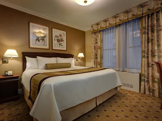 DOUBLE ONE BEDROOM