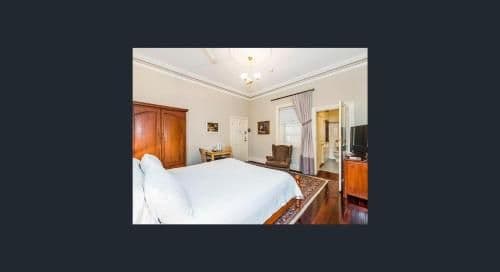 King Room
