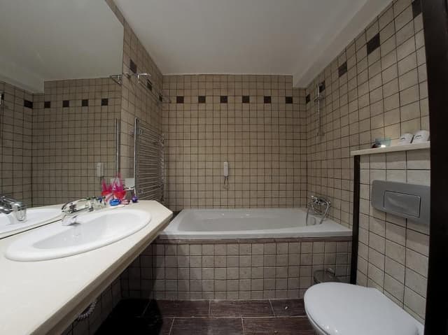 APARTMENT ONE BEDROOM