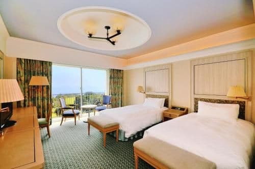 Superior Twin Room with Sea View - Non Smoking