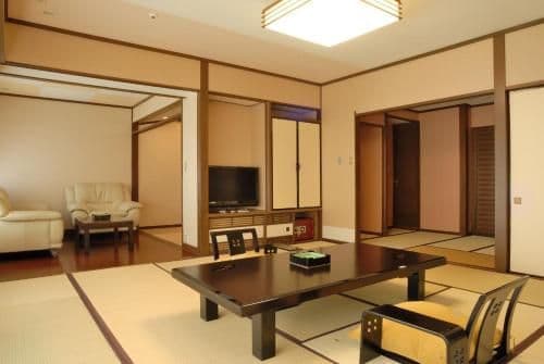 Luxury Japanese-Style Suite -Non-Smoking