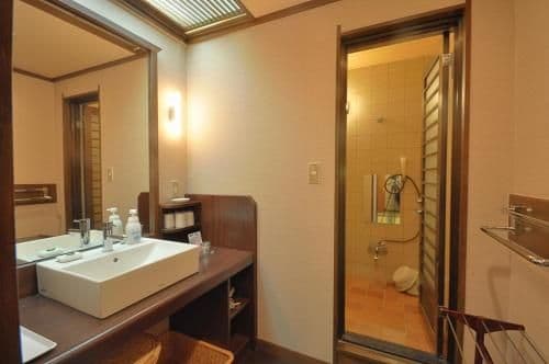 Luxury Japanese-Style Suite -Non-Smoking