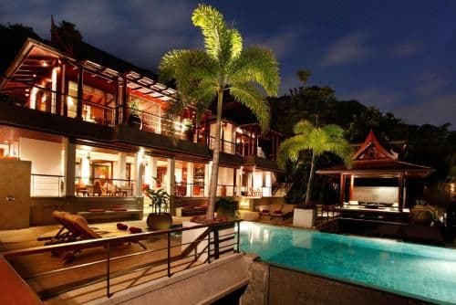 Six-Bedroom Villa
