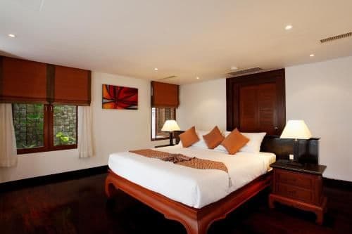 Six-Bedroom Villa