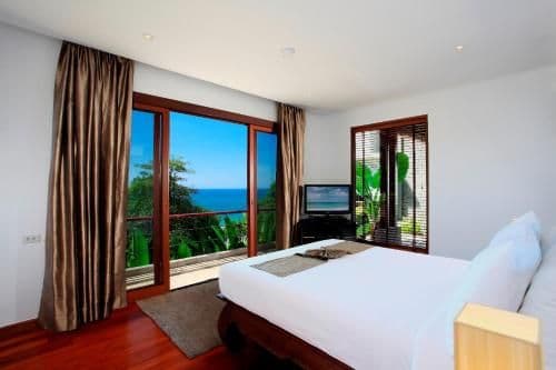 Six-Bedroom Villa