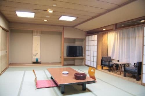Japanese-Style Family Room - Non Smoking