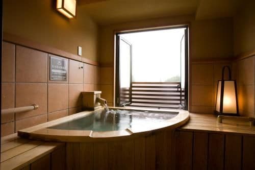 Deluxe Room with Tatami Area and Mt. Fuji View - Non-Smoking