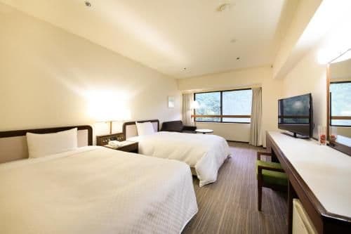 Standard Twin Room with Sofa