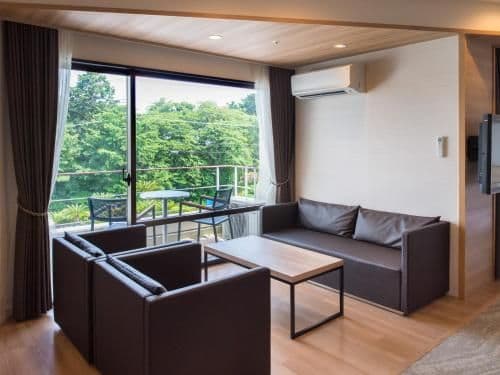 Family Room with Tatami Area