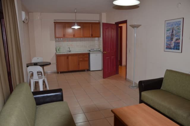 APARTMENT CAPACITY 2 ONE BEDROOM