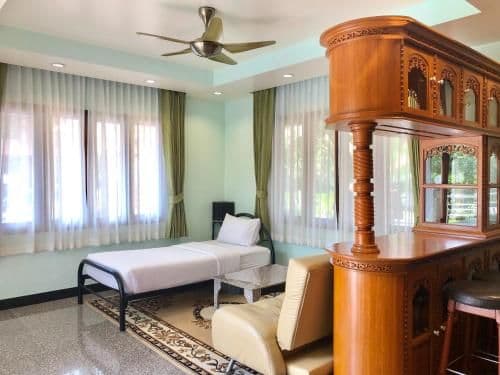 One-Bedroom Villa with Pool view