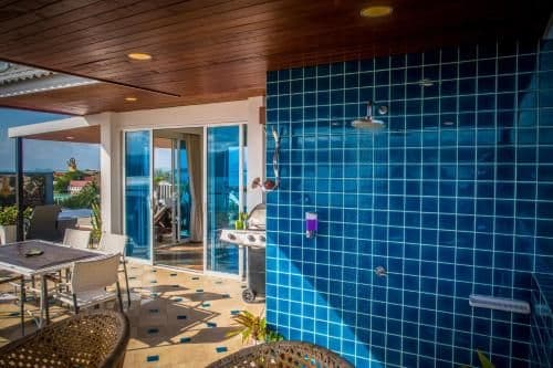 Villa - Beach Front