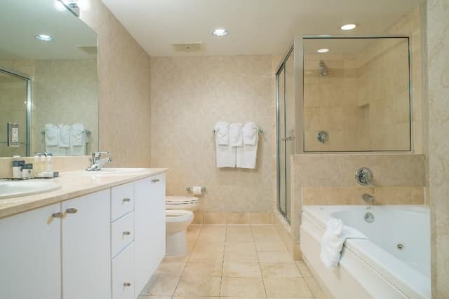SUITE PARTIAL OCEAN VIEW TWO BEDROOMS